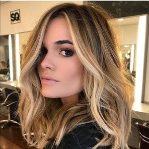 Meet your Posher, Claudia